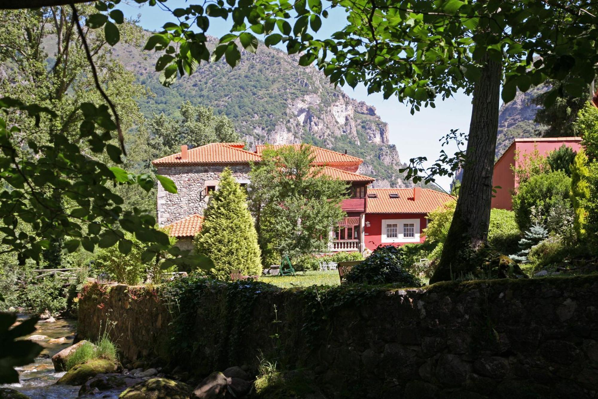 Hotel Y Ar Palacio Florez Estrada Genestoso Extérieur photo