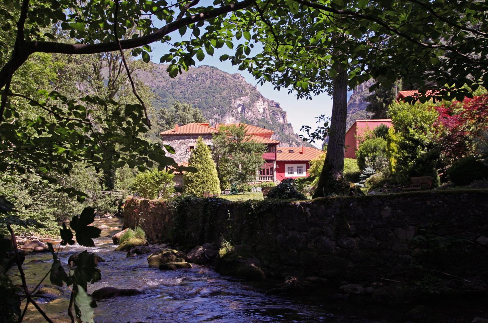 Hotel Y Ar Palacio Florez Estrada Genestoso Extérieur photo